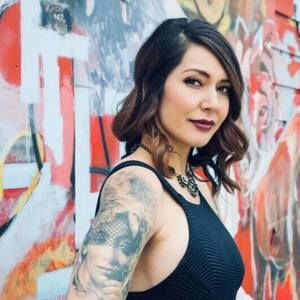 Meet your Posher, Kiya